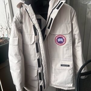 Canada Goose XL Men's Cream/WHITE Puffer Jacket $1,000 off!PRICE TO SELL!Offer!